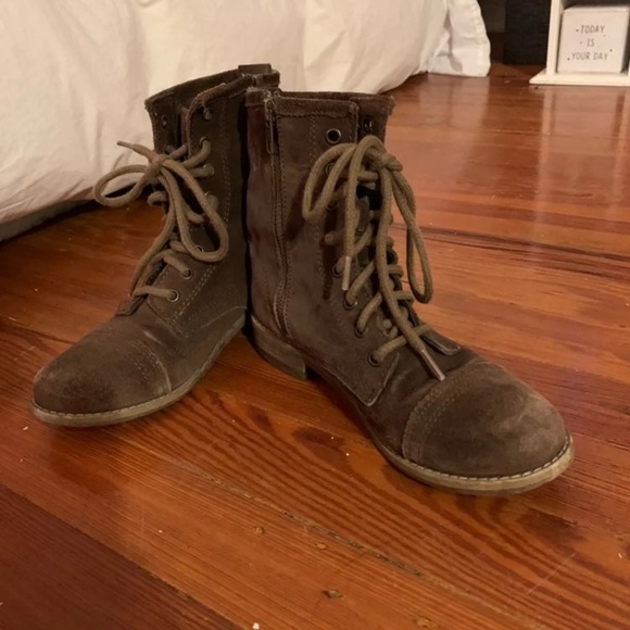 Brown Suede Steve Madden Combat Boots - Picture 5 of 6